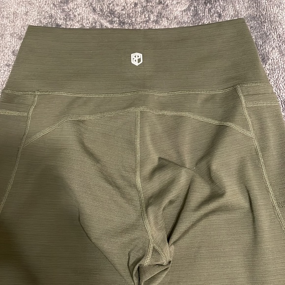 Born Primitive Rise 2.0 legging - Picture 3 of 5